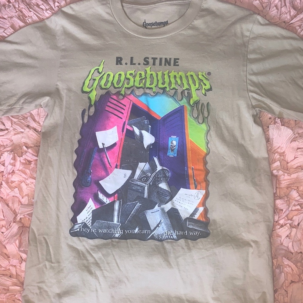 Vintage tan/light brown Goosebumps t-shirt